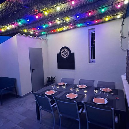 Appartement 4 A 8 Personnes, Spacieux De Standing Classe 4 Etoiles Nimes Luaran gambar