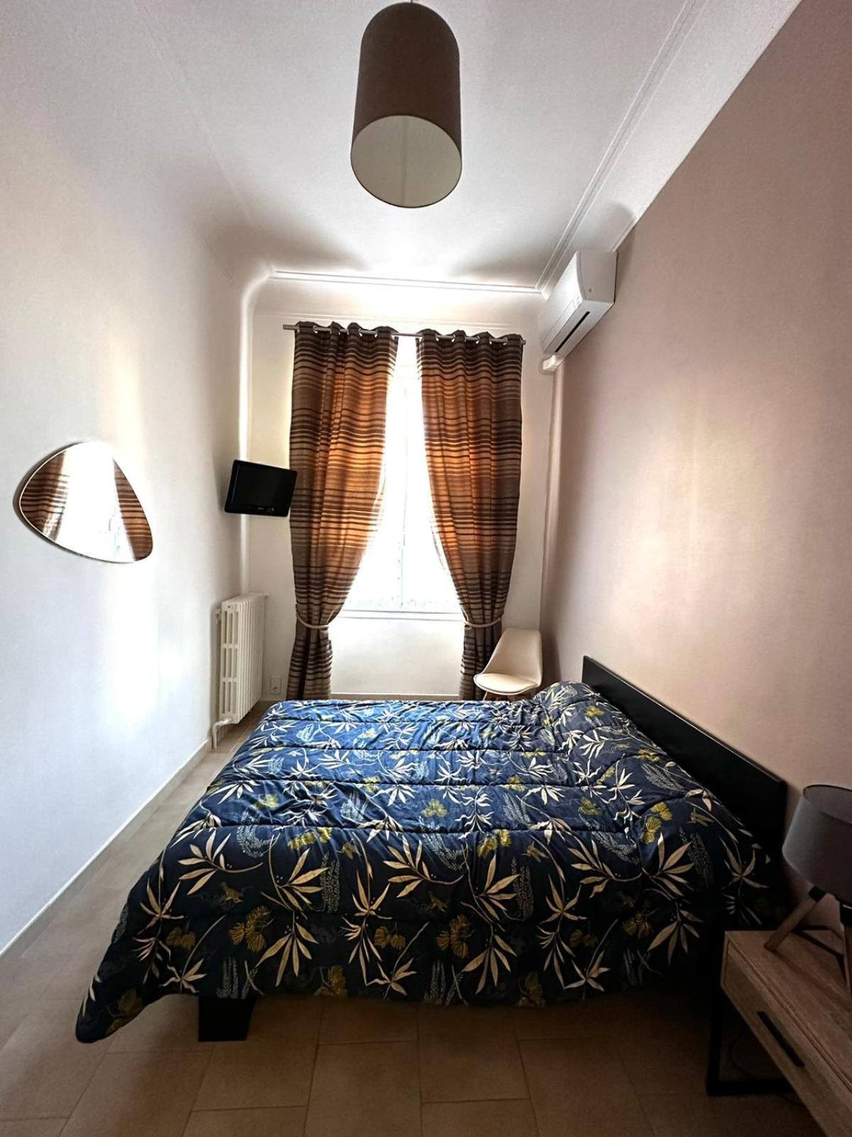 Appartement 4 A 8 Personnes, Spacieux De Standing Classe 4 Etoiles Nimes Luaran gambar