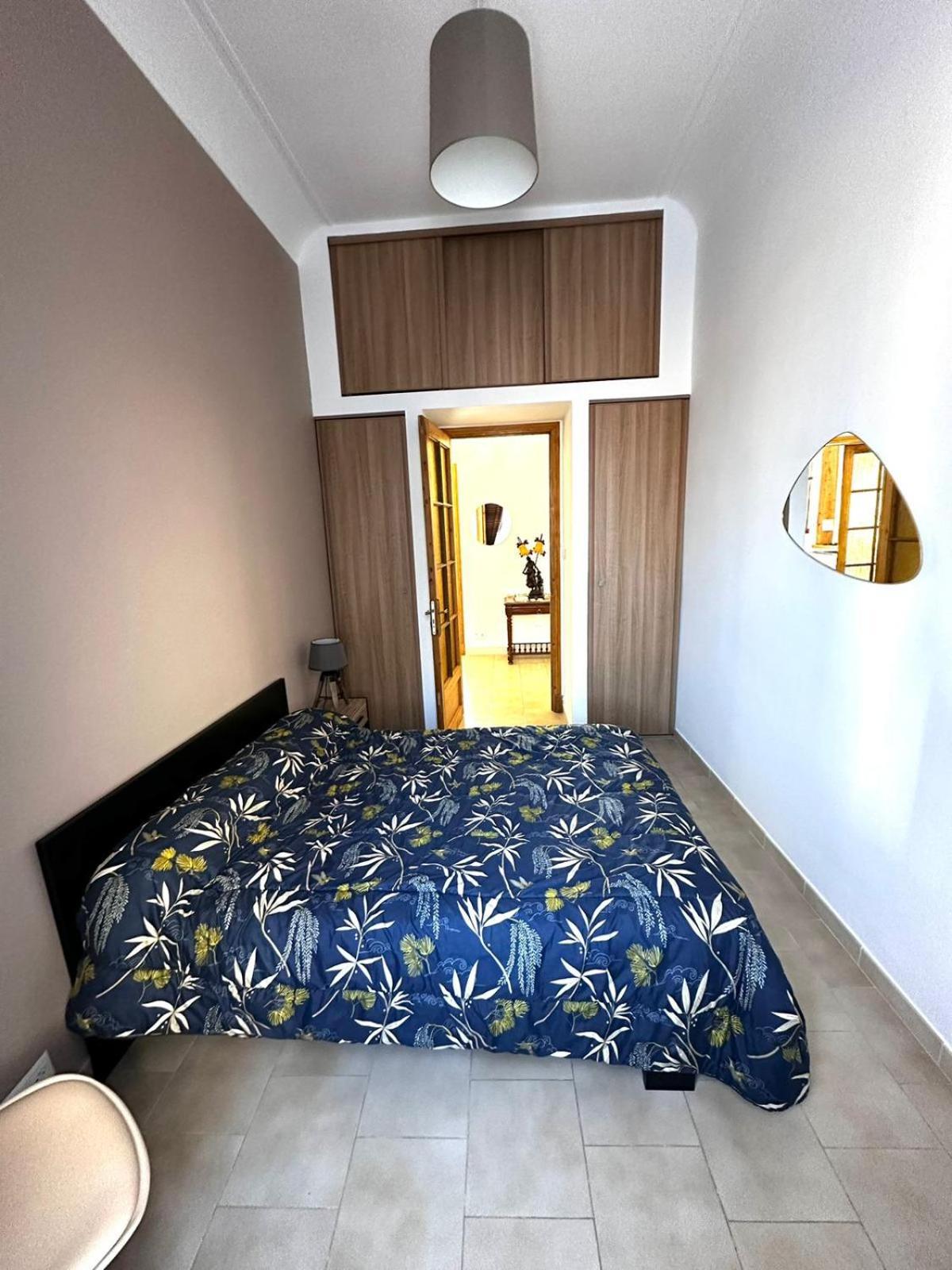 Appartement 4 A 8 Personnes, Spacieux De Standing Classe 4 Etoiles Nimes Luaran gambar