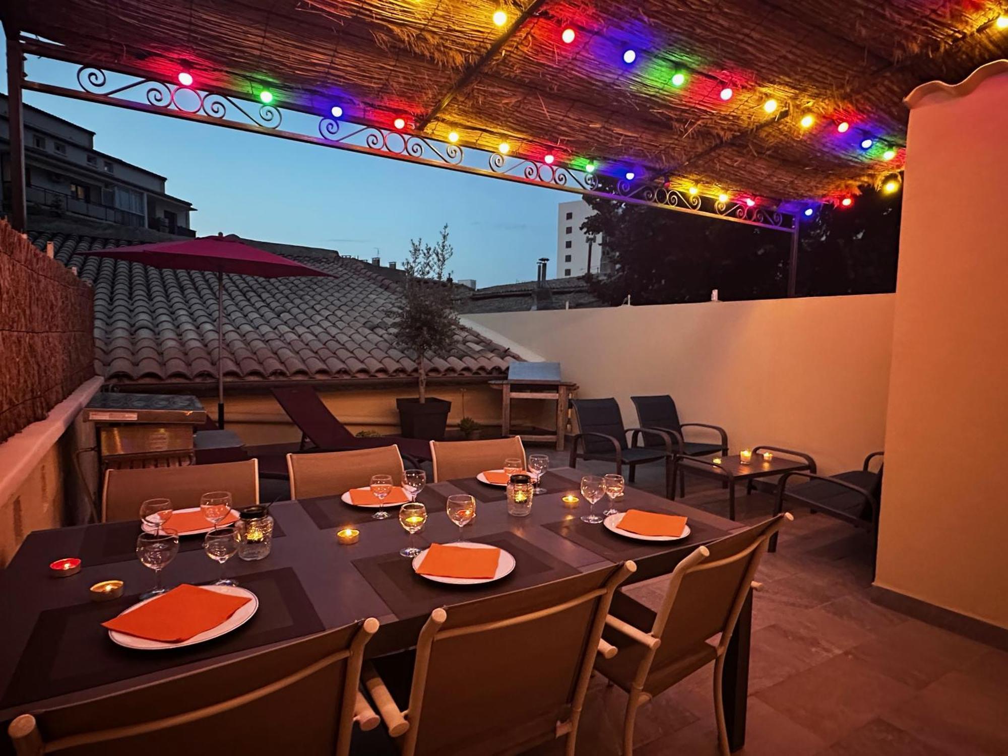 Appartement 4 A 8 Personnes, Spacieux De Standing Classe 4 Etoiles Nimes Luaran gambar