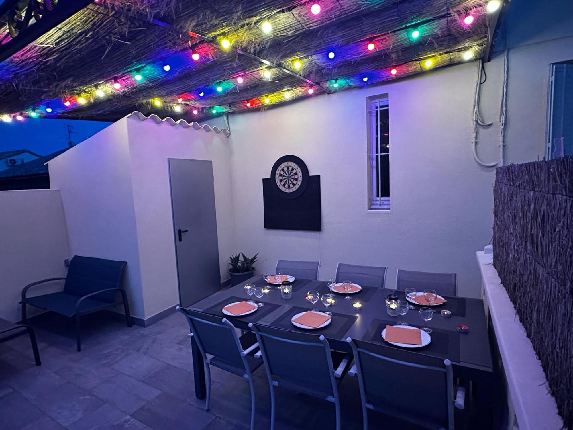 Appartement 4 A 8 Personnes, Spacieux De Standing Classe 4 Etoiles Nimes Luaran gambar